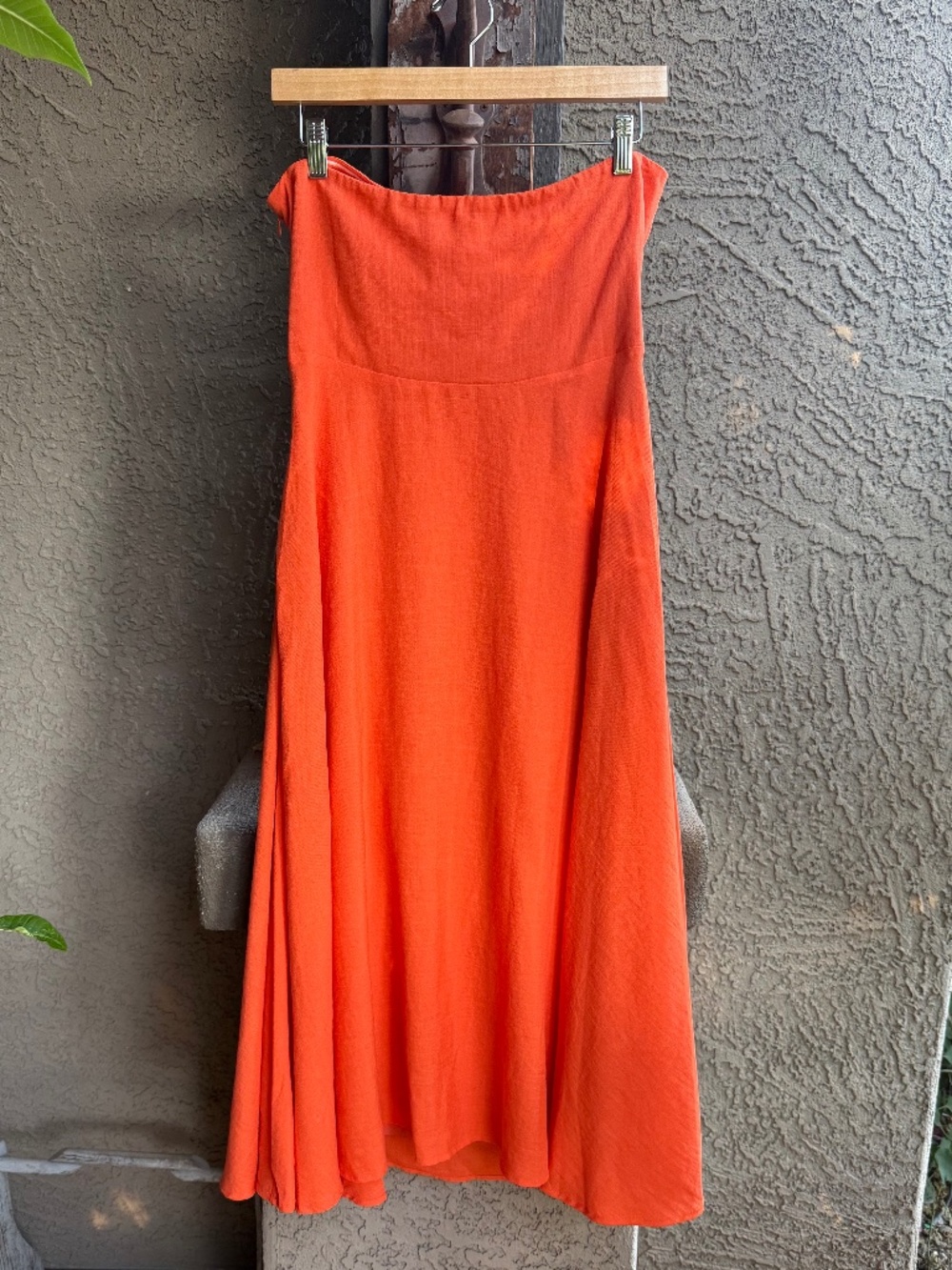 Showpo Avie Orange Twist Strapless Cutout Cocktail Midi Dress NWT US 10 Party - Picture 5 of 15
